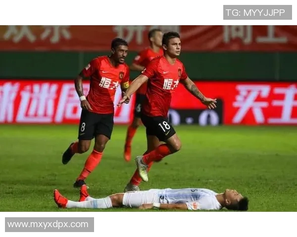 恒大主场迎战香港东方全力争胜力争晋级决赛